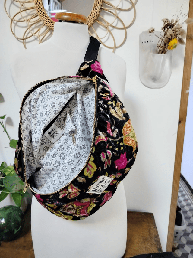 Sac banane XXL Velours matelassé Fleurs 