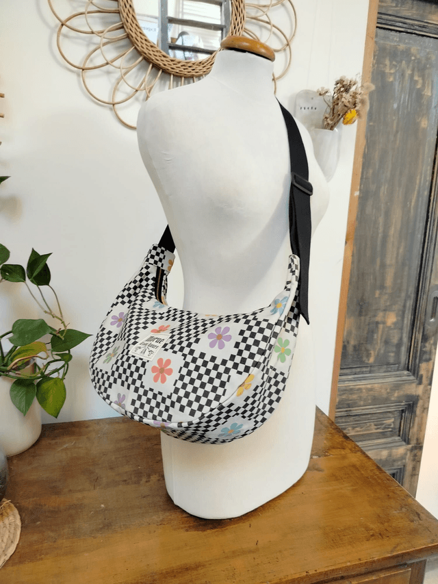 Sac Banoulière Motif Carreaux et Fleurs