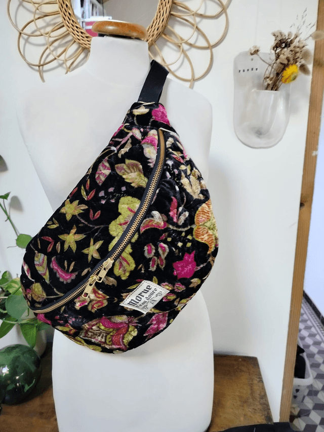 Sac banane XXL Velours matelassé Fleurs 